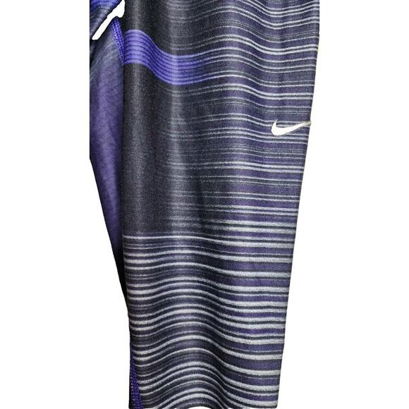 Nike Women's Capri Leggings Just Do It Purple/ Black/ Grey Color blocks Small - Picture 6 of 6
